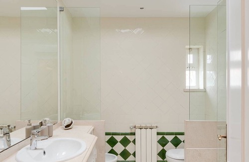 Cascais Villa | Unique beach Villa with ocean view, pool, tennis