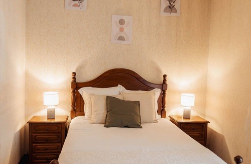 Refojos de Basto Hotel | Views of the Villa Double Room 22