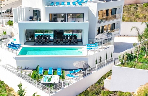 Armacao de Pera Villa | Villa Albert, Pool, Jacuzzi, Games Room