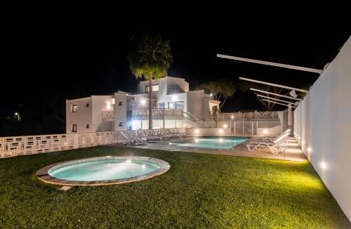 Porches Villa | Villa Horizon Grande - Stunning Luxury villa great location sleeps 16