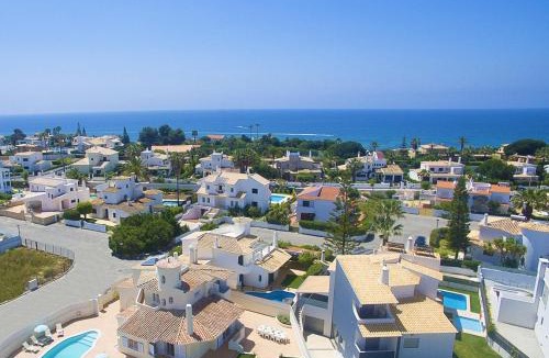 Gale Villa | Villa Moorea - Moradia com piscina aquecível, ginásio e BBQ - Galé, Albufeira