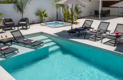 Montechoro Villa | Villa Paradisius - Moradia moderna com piscina aquecível e BBQ - Albufeira