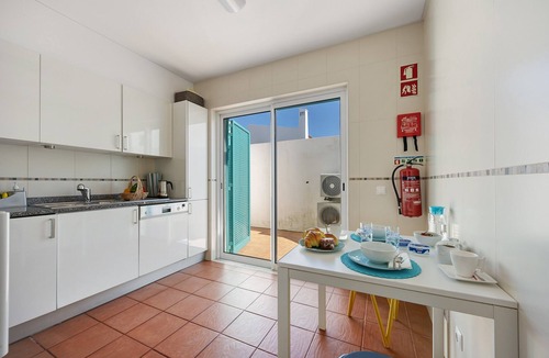 Prainha Villa | Villa 'V-Blue' with Private Pool, Wi-Fi and Air Conditioning