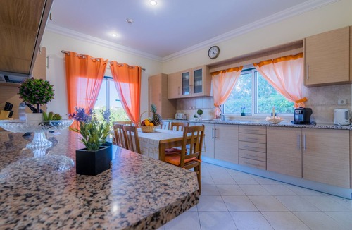 Figueiral Villa | Villa V4 Villa RODGON - Near Quinta do Lago and Vale Lobo