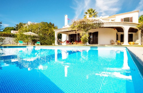 Gale Villa | Villa with heatable pool and BBQ in Albufeira