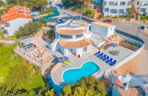 Vale de Centianes Villa | Villas with 2 Heatable Pools & BBQ