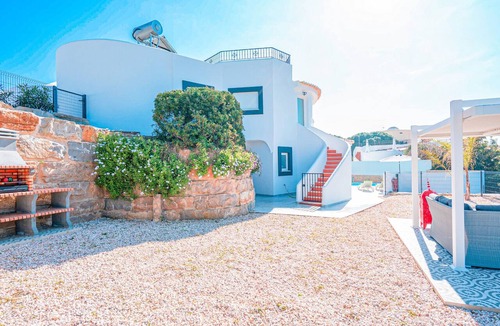 Vale de Centianes Villa | Villas with 2 Heatable Pools & BBQ