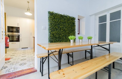 Ponta Delgada House | Walkable Ponta Delgada 4BR/3BA House Private Garage, Patio, BBQ & A/C