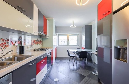 Aradas Apartment | Wisteria Guest House, Free parking - Aveiron