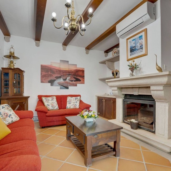 Serene Spacious Stay | Perfect for Discovering Algarve’s Coastal Gems