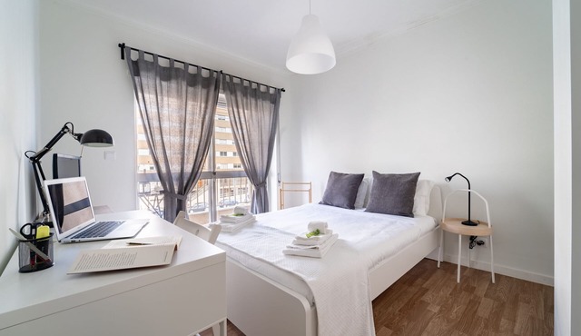 Álvares Araújo - Apartamento Familiar perto da Estação de Comboio