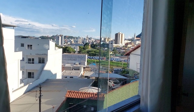 102 Comfortable stay in MG