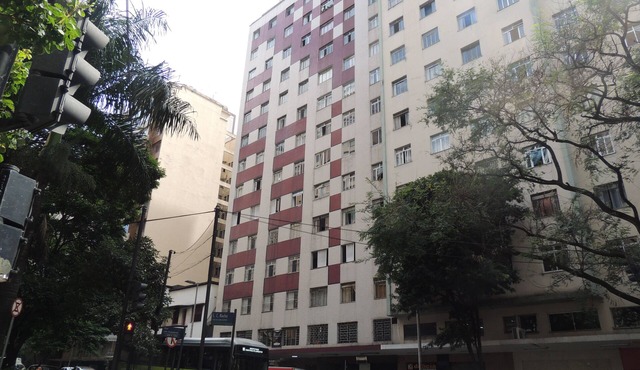 2 ROOMS IN THE CENTER POINT NEXT BEST HOSPITAL REGION in Belo Horizonte