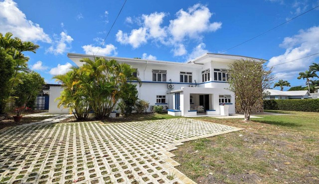 3 min walk to beach - Bella Figura (5 bed) in Hastings