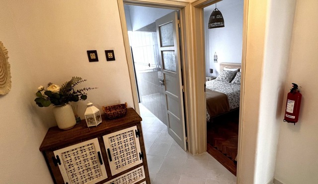 A cozy space in a central location in the traditional neighborhood of Moscavide.
