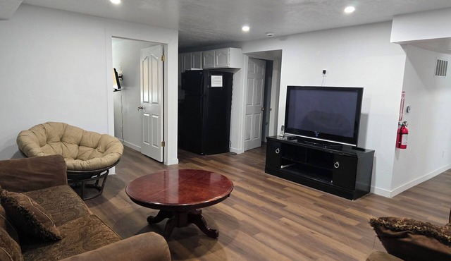 A peaceful abode with adventure and entertainment nearby! in Lake Point