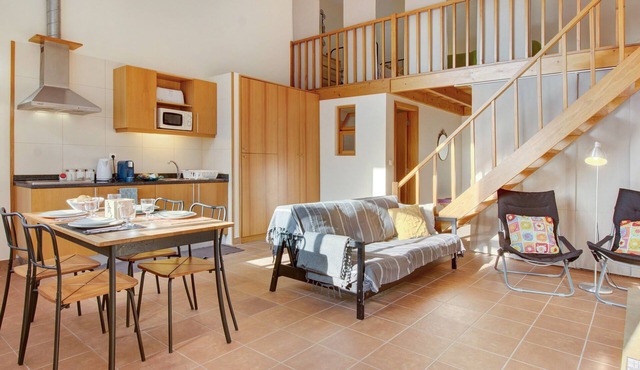 Apartment "Calheta Lofts II" with Mountain View, Private Balcony & Wi-Fi