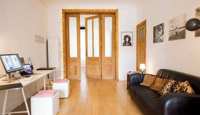 Beautiful 2-bedroom artist's apartment with all comforts in the heart of Saint-Gilles in Saint-Gilles