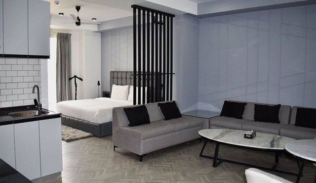 Bedchambers Serviced Apartments, MG ROAD in Gurugram