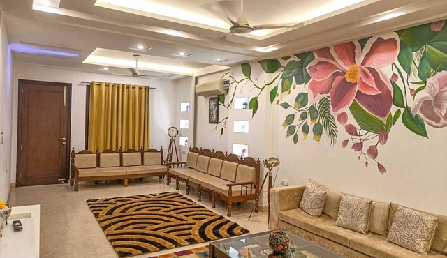 BnBBuddy Stupendous Home In Shalimar Bagh in Delhi