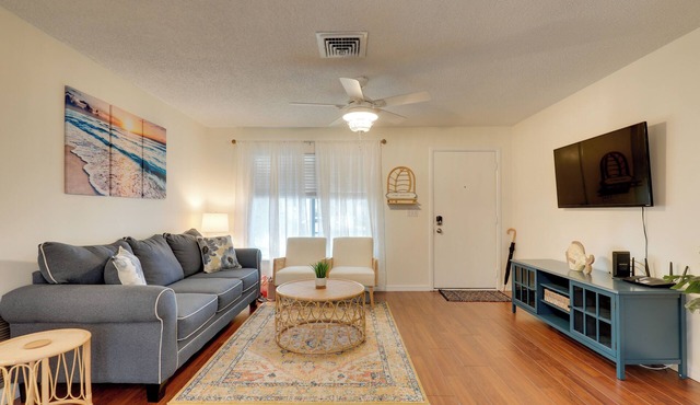Calming Getaway: 9 Mi to Clearwater Beach! in Clearwater