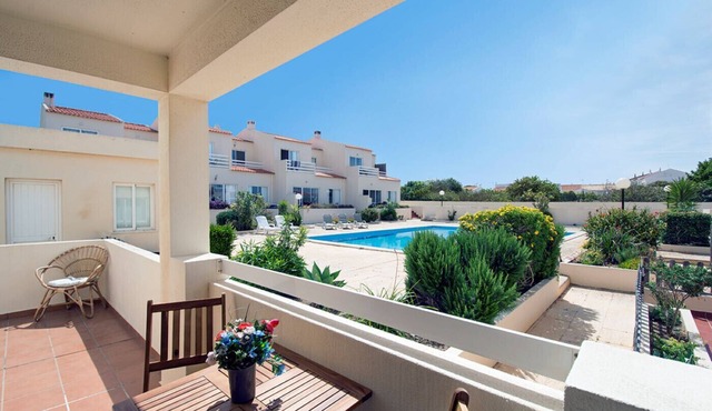 Casa Cactus near the beach and communal pool
