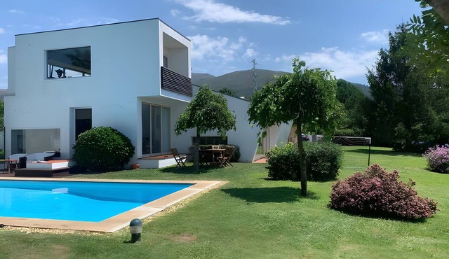 Casa dos Silêncios – Garden with Pool and Jacuzzi