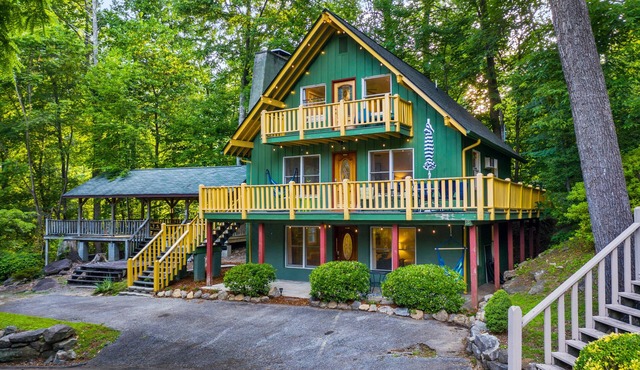 Chalet Specials at Chimney Rock & Lake Lure in Chimney Rock