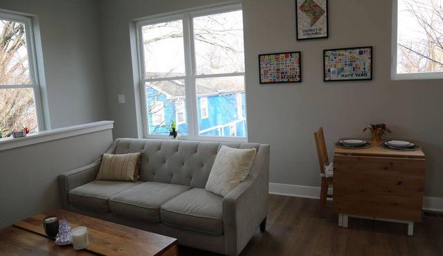 Charming DC Carriage House: Perfect for Couples, Small Families Weekend Trips in Washington DC