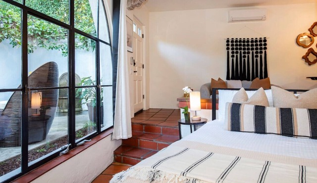 Charming Studio Hideaway in Montecito in Montecito