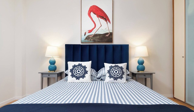 Cosy apartment steps from Praia da Rocha, one of Algarve's finest beaches. Free private parking included. Pets welcome. Sleeps 5. Self check-in via lockbox.