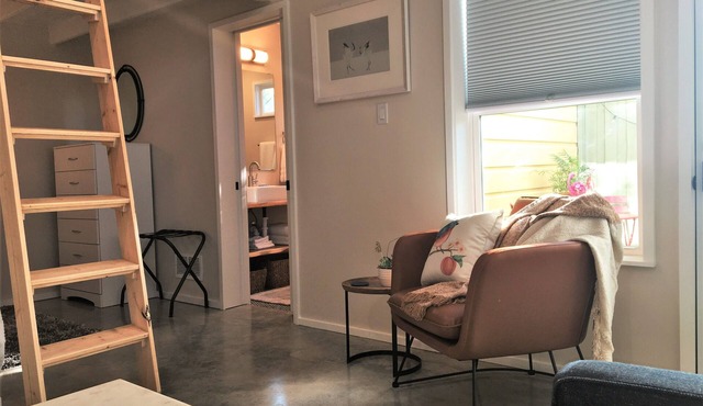 Cozy Studio & Loft with full amenities & close to several hot spots! in Fort Worth