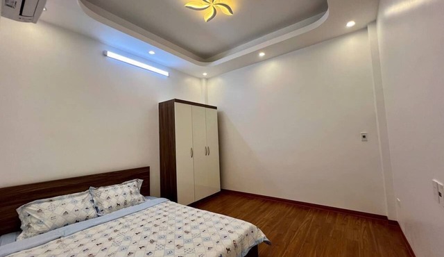 “Cozy Studio w/Kitchen & TV – Affordable Stay in Tay Ho” in Hà Nội