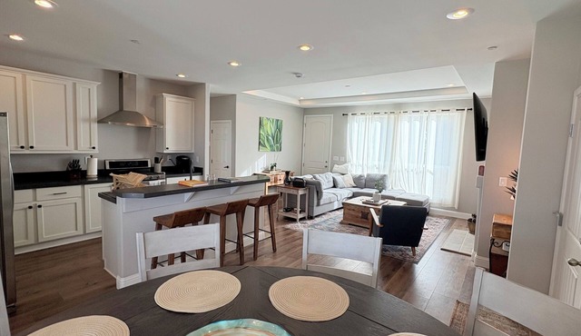 Cute 3 Bdr Home W/Pool/Spa & Amazing Views In Malibu Mtns. 15 Min From Beach