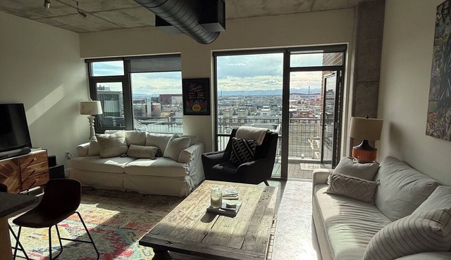 Downtown Denver Penthouse - Walk to Union Station, Ball Arena & Coors Field in Denver
