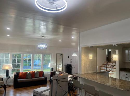 Entire 5 Bedrooms Home near DC and Metro in Silver Spring