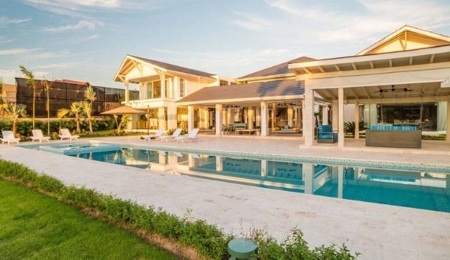 Exquisite Villa overlooking the Dye Fore Golf Course in La Romana