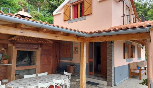 Fantatic Holiday House