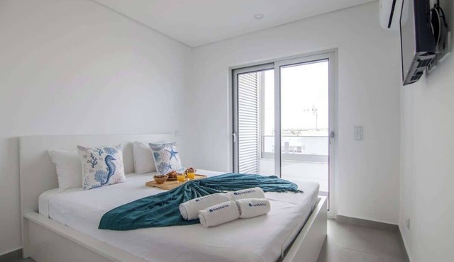 Flat w/Balcony near Casino by HostWise