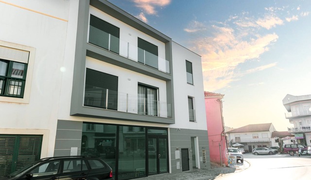 Gold Apartment Ferrel I