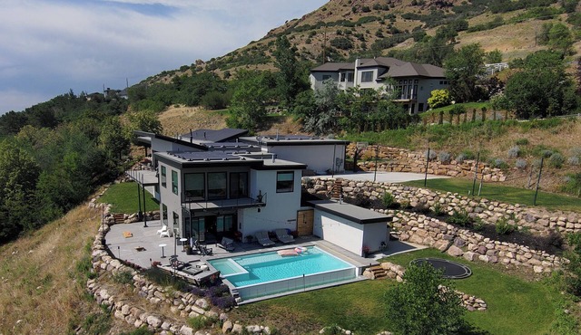 Gorgeous Getaway near SLC & Ski