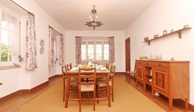 GRANDMA BAY HOUSE