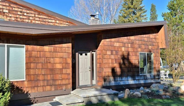 Great Location within Walking Distance of Private Beach, Lake, Playground -222A~ in South Lake Tahoe