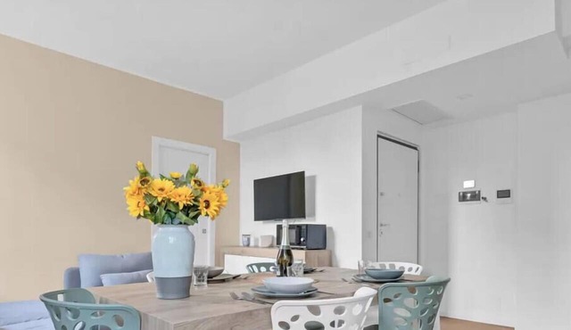 GUA13 [Loreto] Spacious apartment Central in Milano