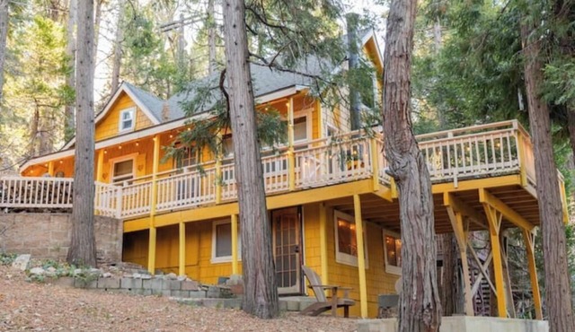 Hidden Rooms in Magical Storybook Cabin w/Knotty Pine! in Lake Arrowhead