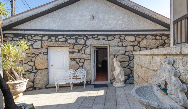 Holiday Home 'Casa D'Aldeia' with Mountain View, Wi-Fi and Air Conditioning