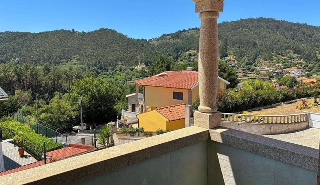 Homerez - Apartment in Freixo