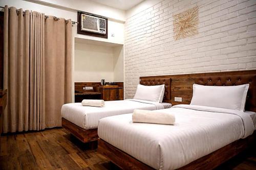 Hotel Imperial Stayz Sector 42 in Gurgaon