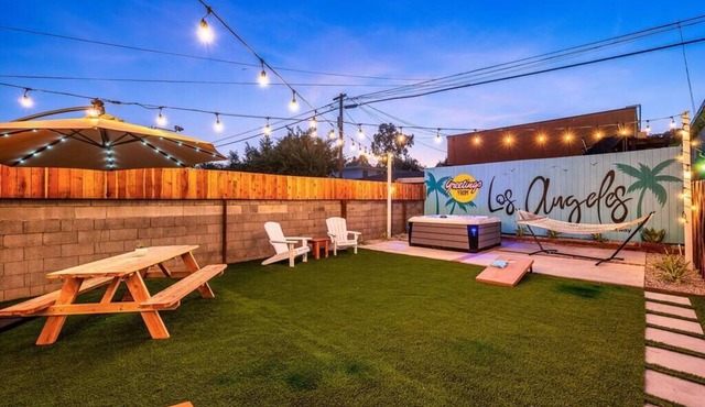 Jacuzzi+Game Room+Backyard Oasis! *5min to SoFi!* in Hawthorne
