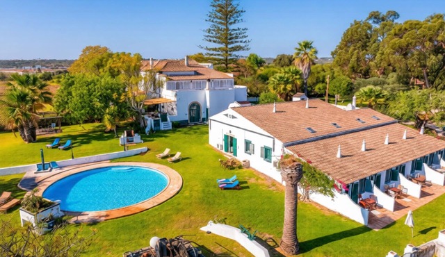 Jardim do Sul Apt 1 with 2 bedrooms and 1 bathrooms